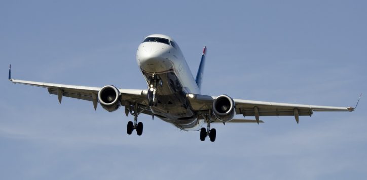 airplane-1554870_1280-2